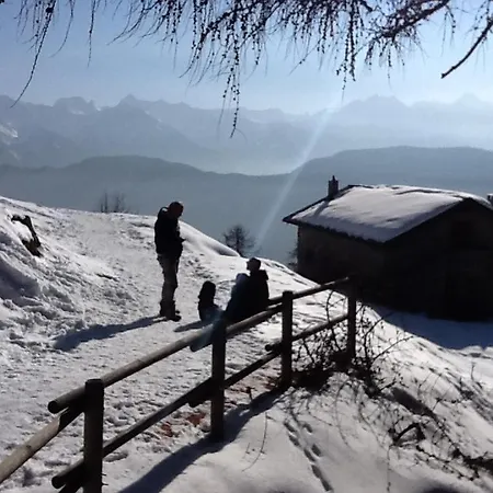 Luminoso Monolocale Panoramico * La Magdeleine